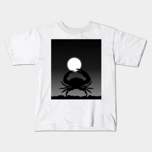 REACHING FOR MOON Kids T-Shirt